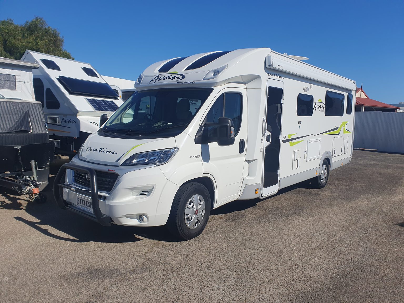 2022 AVAN OVATION M10 MOTORHOME - Avan Adelaide